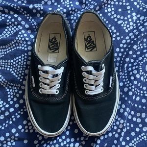 Black Vans Authentic